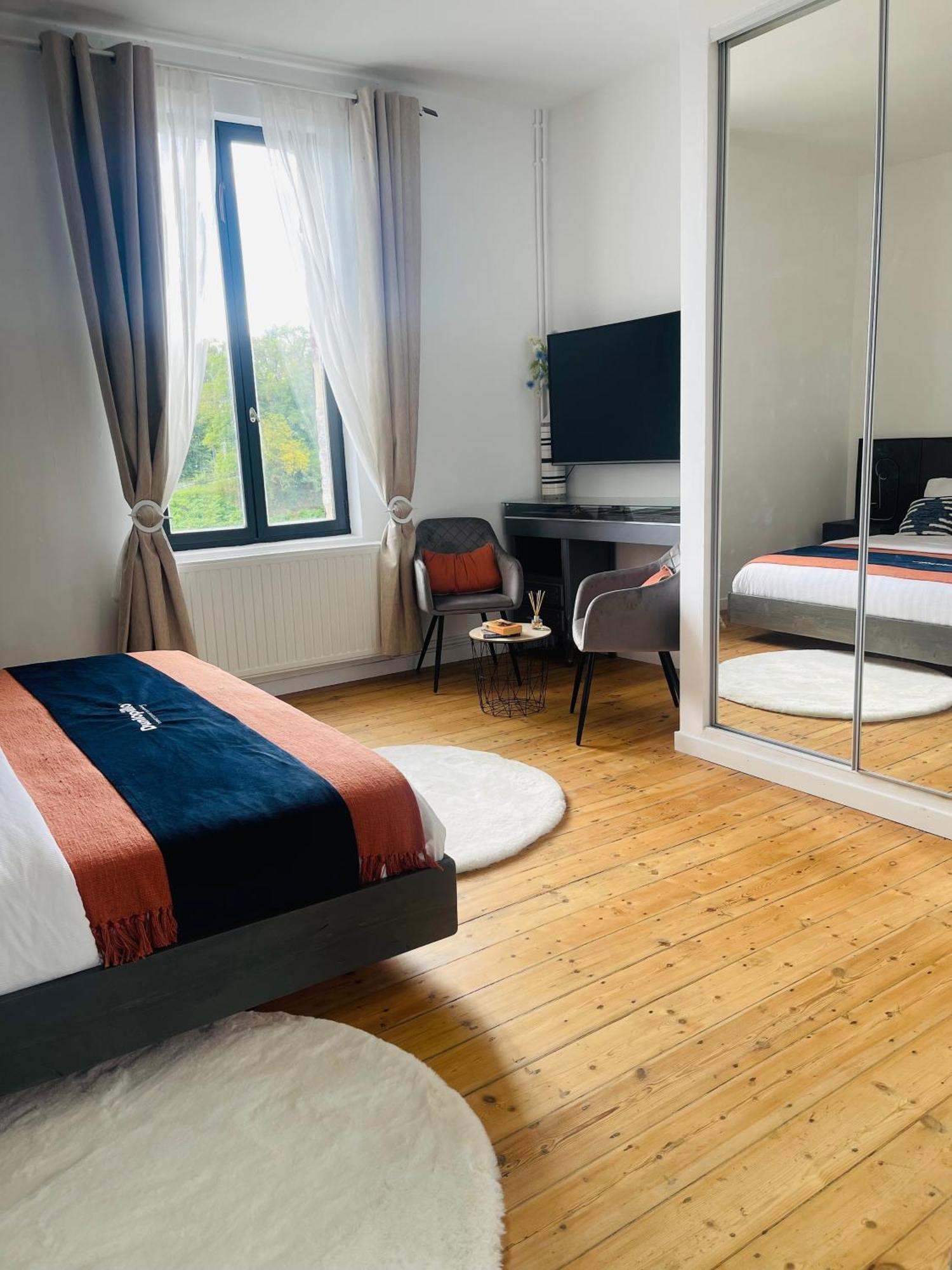 Maison "Au Fil De L'Eau" Douai Extérieur photo