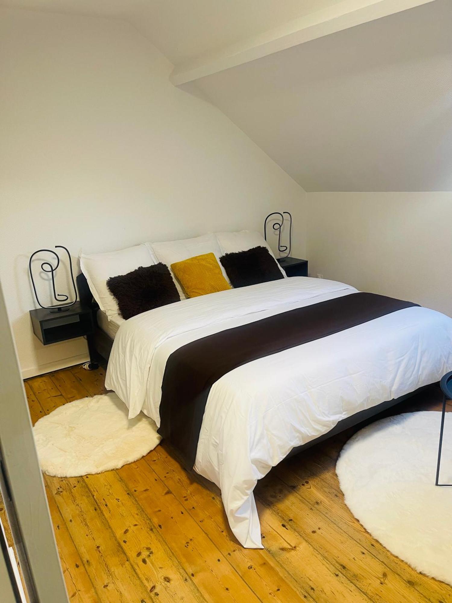 Maison "Au Fil De L'Eau" Douai Extérieur photo