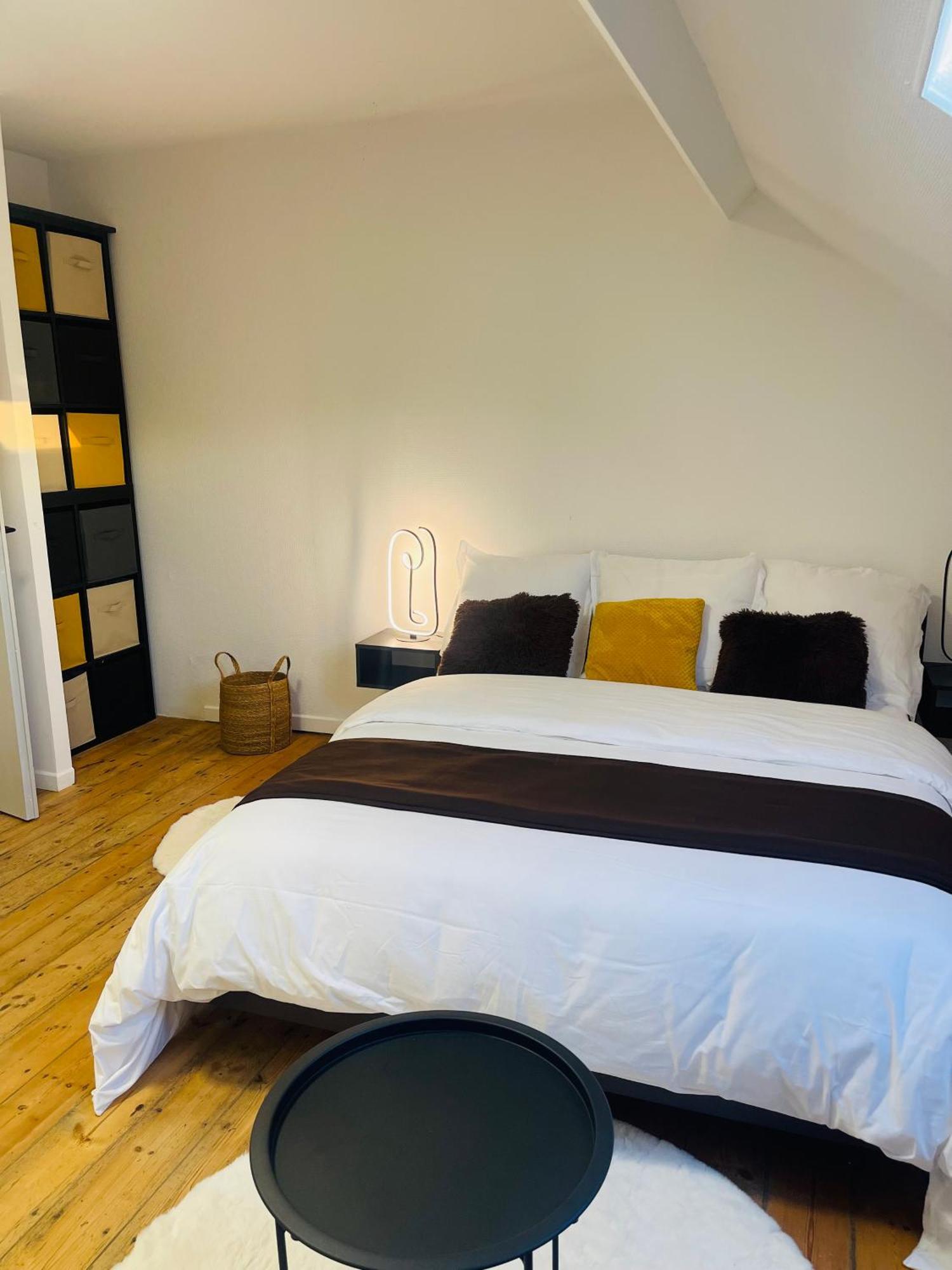 Maison "Au Fil De L'Eau" Douai Extérieur photo