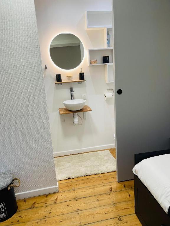 Maison "Au Fil De L'Eau" Douai Extérieur photo